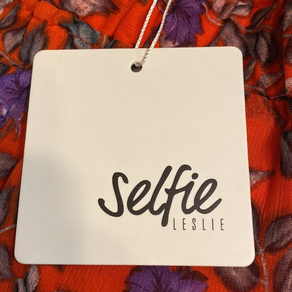 NWT!!✨Selfie Leslie chiffon skirt, Size S - Picture 5 of 5